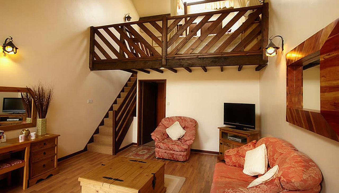 Miltons Country Lodge Lower Langford Luaran gambar